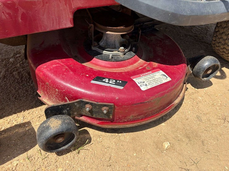craftsman-zt-42"-zero-turn-mower-image-10