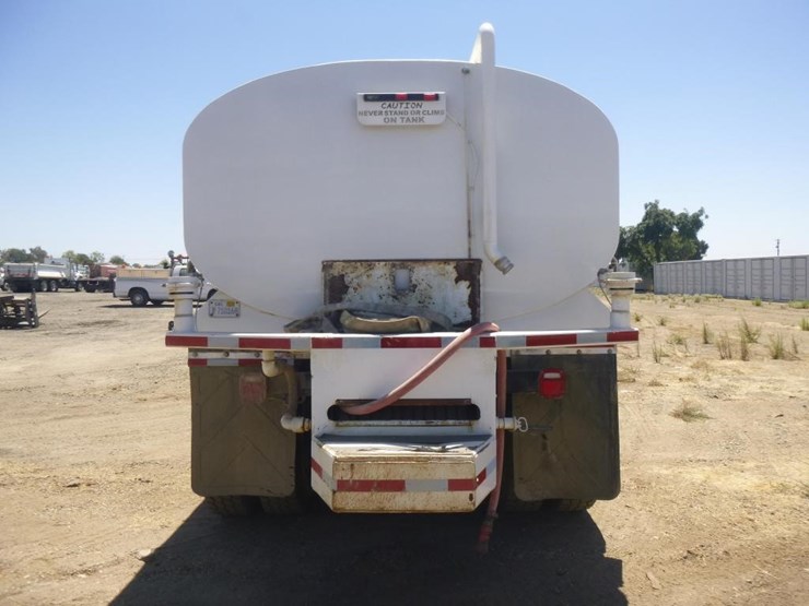 2013-international-ct660-t/a-water-truck-image-22