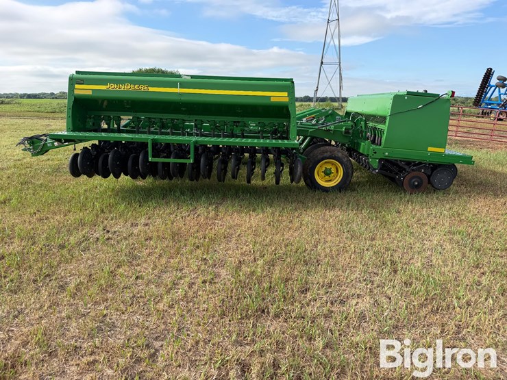 2020-john-deere-455-image-8