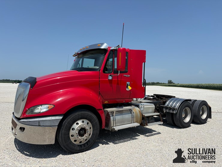 2009-international-prostar-image-1