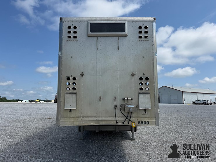 2009-eby-livestock-image-2