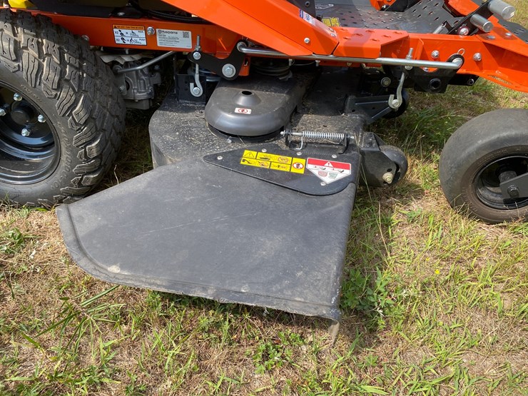 #7957-•-husqvarna-xcite-z345-zero-turn-lawn-mower-image-16