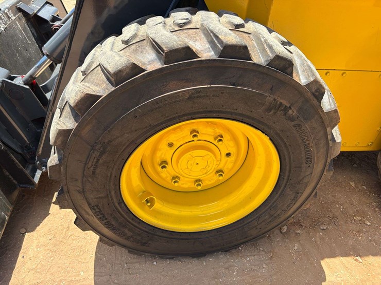 new-holland-ls180-image-7