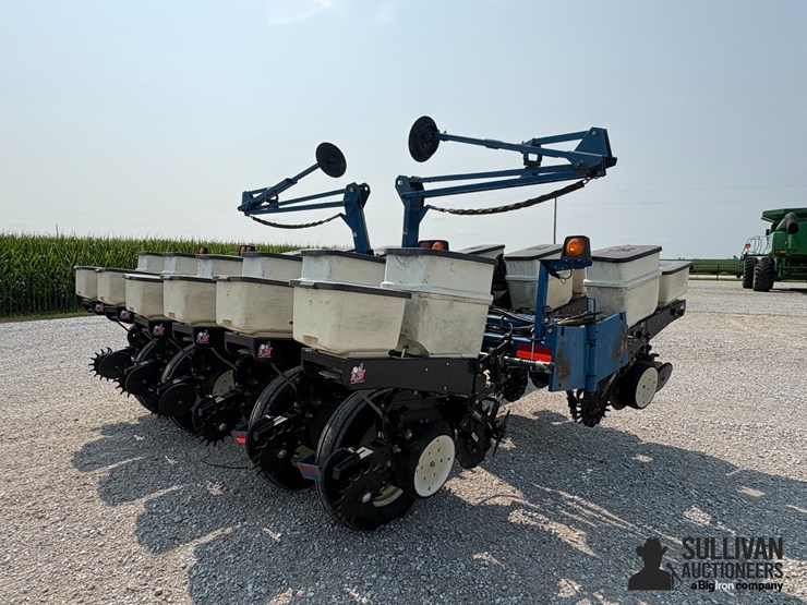 kinze-3200-image-5
