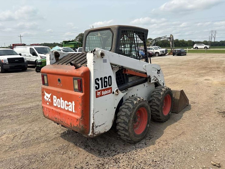 2007-bobcat-s160-image-4