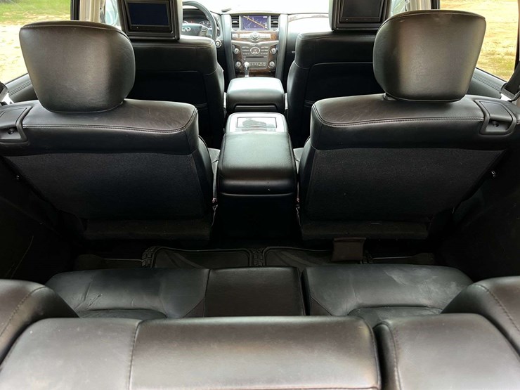 2012-infiniti-qx56-image-44