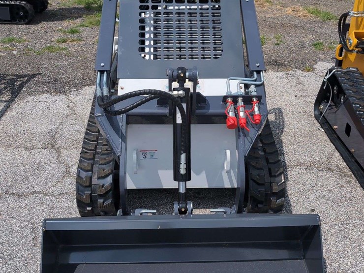 zjg-mini-skid-steer-loader-zj-380-(white)---15hp-image-3