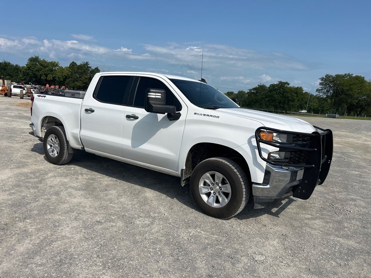 2020-chevrolet-1500-image-1