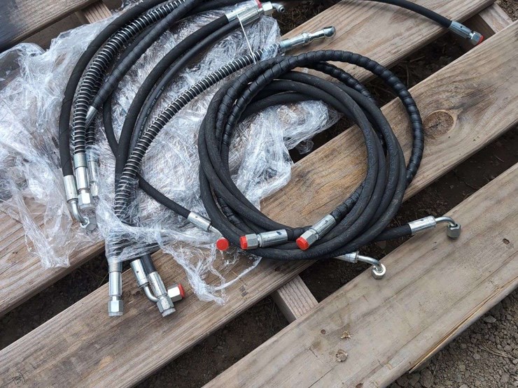 zjg-mini-excavator-and-skid-steer-loader-hoses-image-1