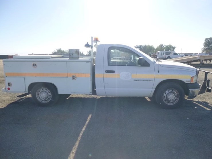 2005-dodge-ram-2500-image-14