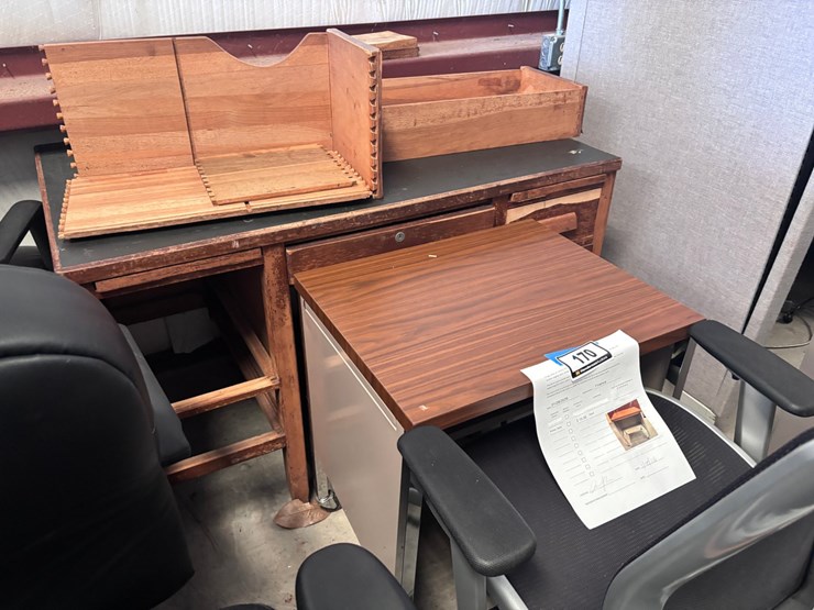 #170-•-printer-table-image-1