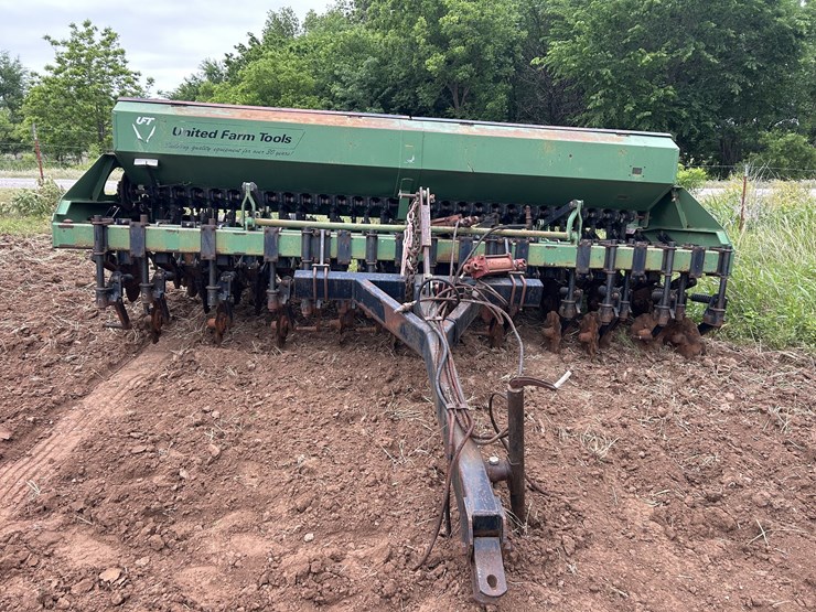 united-farm-tools-5000-15ft-grain-drill-image-1