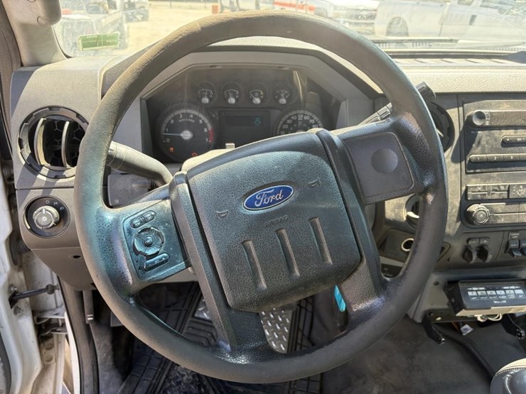 2014-ford-f350-image-12
