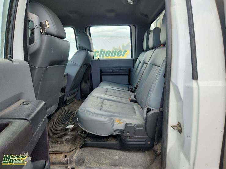 2015-ford-f550-image-15