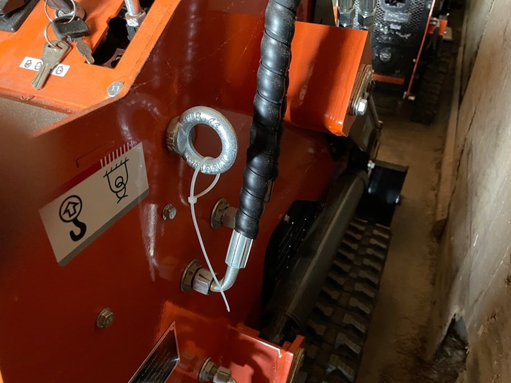 #9729-•-future-mini-skid-steer-loader-image-5