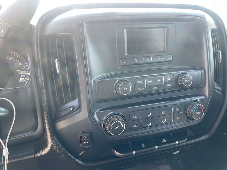 2016-chevrolet-silverado-1500-image-13