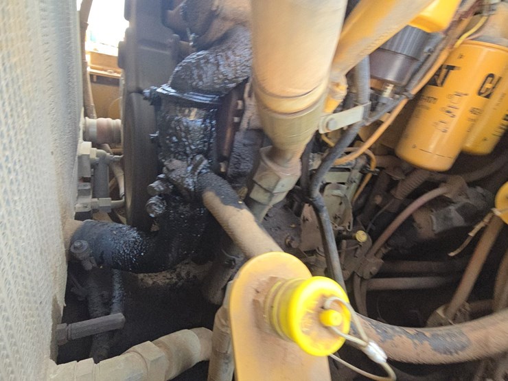 caterpillar-953d-image-105