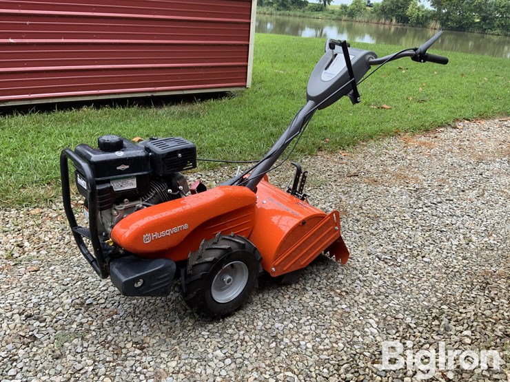 2016-husqvarna-drt900-160cc-17"-rear-tine-tiller-image-1