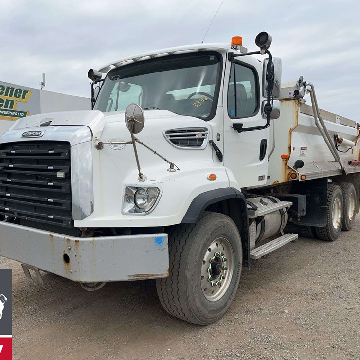 2016 FREIGHTLINER 114SD
