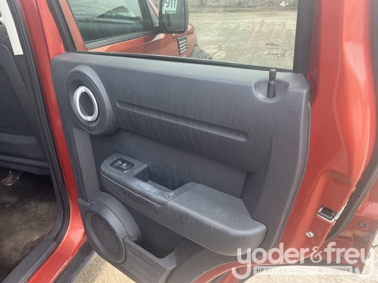 2008-dodge-nitro-image-27