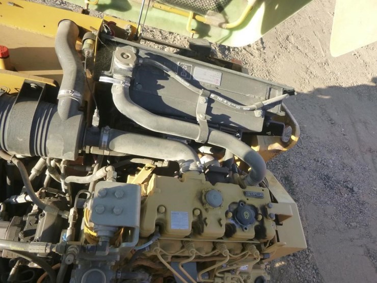 2008-caterpillar-cb34-image-25