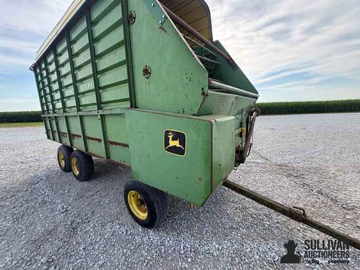 john-deere-716-image-18