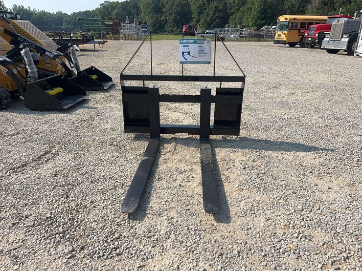 mower-king-skid-steer-forks-48-inch-image-3