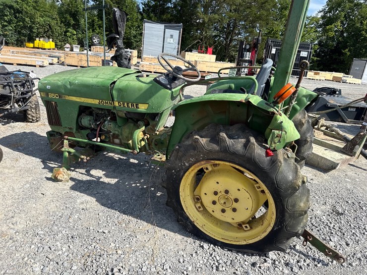 john-deere-850-image-2