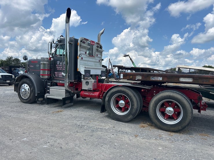 1986-peterbilt-359-image-2