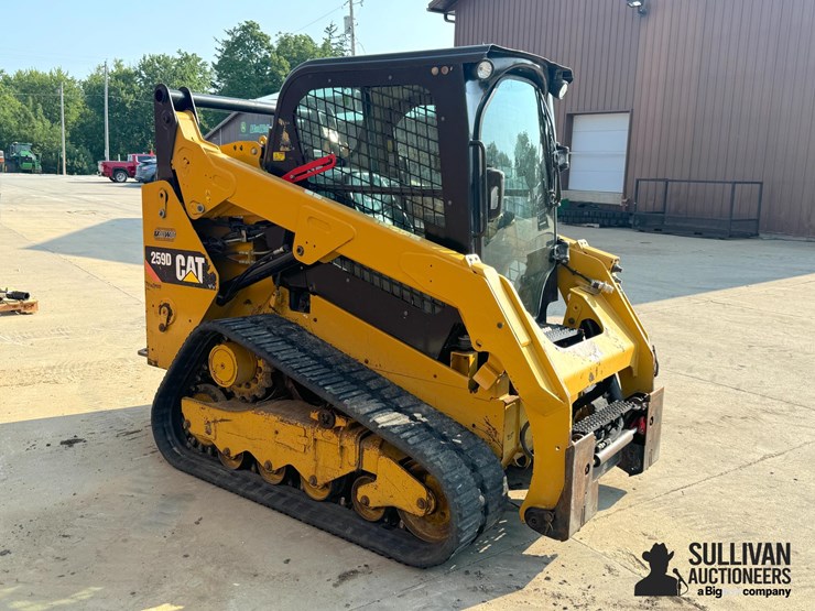 2014-caterpillar-259d-image-3