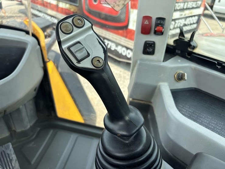 jcb-427-image-14