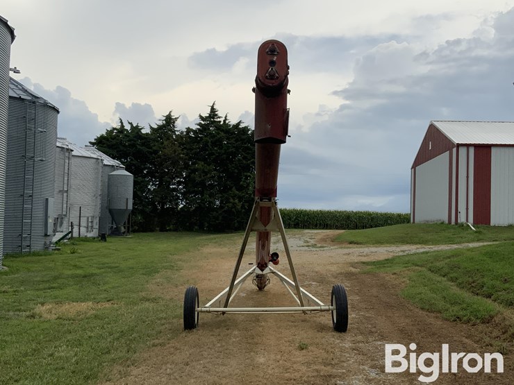 buhler-farm-king-1034-image-6