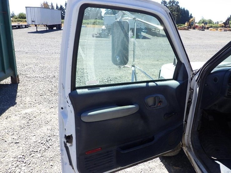 1997-chevrolet-3500-image-29