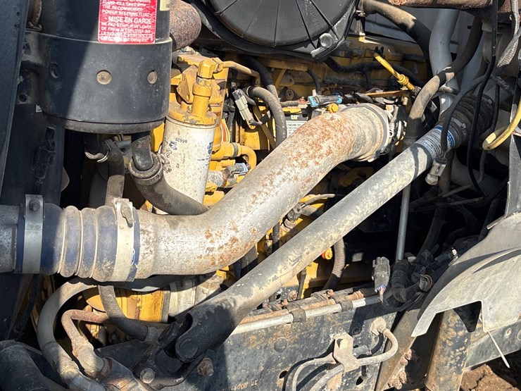 2001-ford-f650-image-24