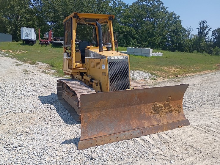 caterpillar-d4c-image-13