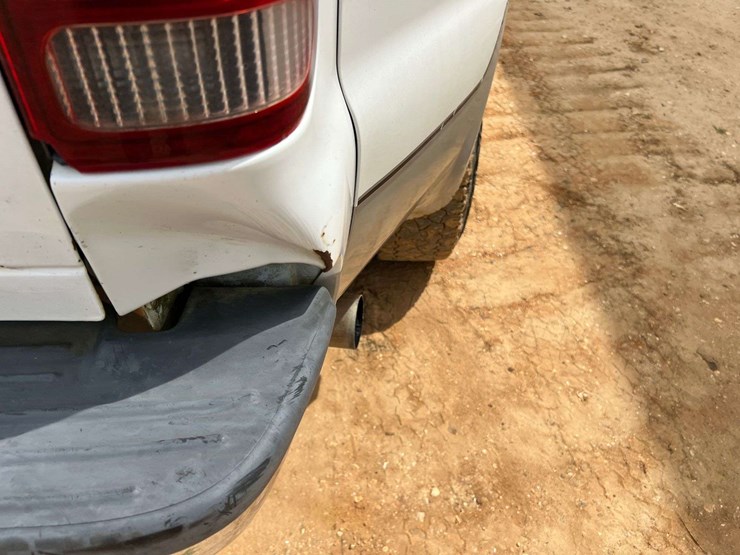 2005-ford-f350-image-18