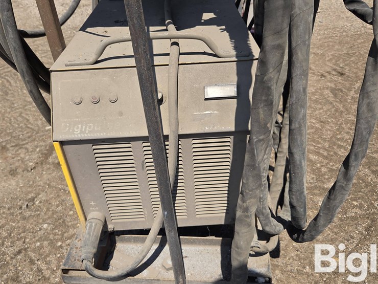 esab-digipulse-dp-450-welder-image-11