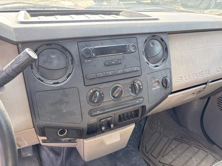 2008-ford-f350-image-8