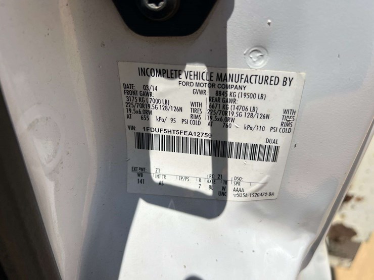 2015-ford-f550-image-29