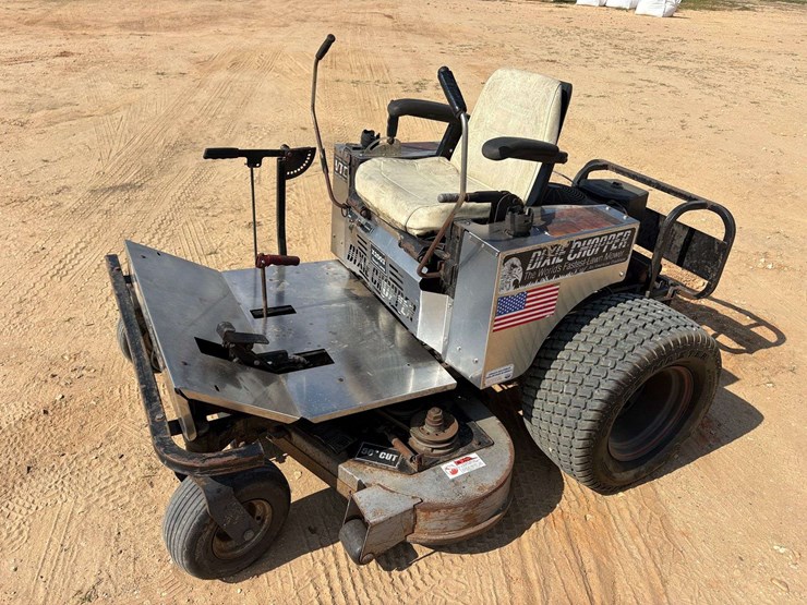 dixie-chopper-50"-zero-turn-lawn-mower-image-1