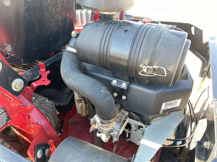 2011-exmark-z-52”-zero-turn-mower-(1362-hours)-image-7