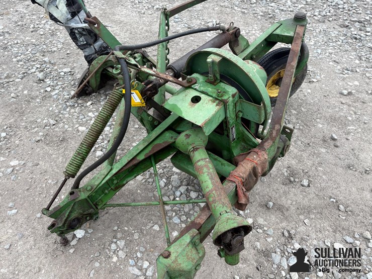 john-deere-38-image-11