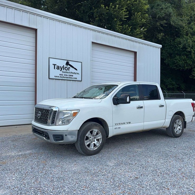 2018 NISSAN TITAN