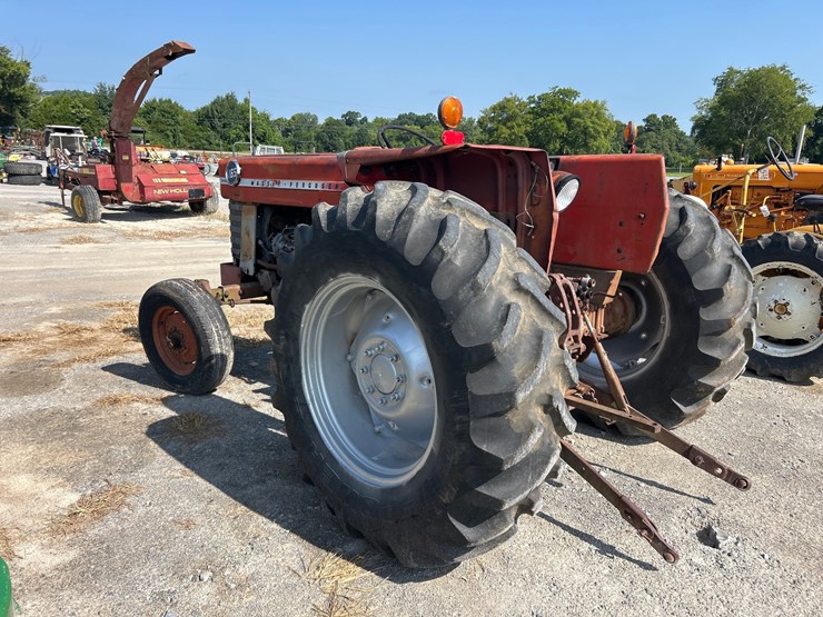 massey-ferguson-165-image-6