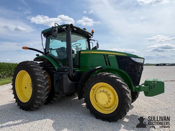2012-john-deere-7215r-image-3