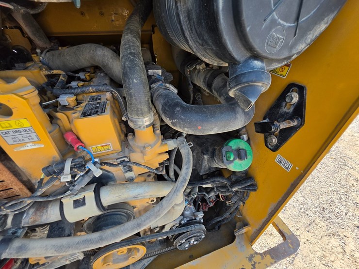 2016-caterpillar-289d-image-13