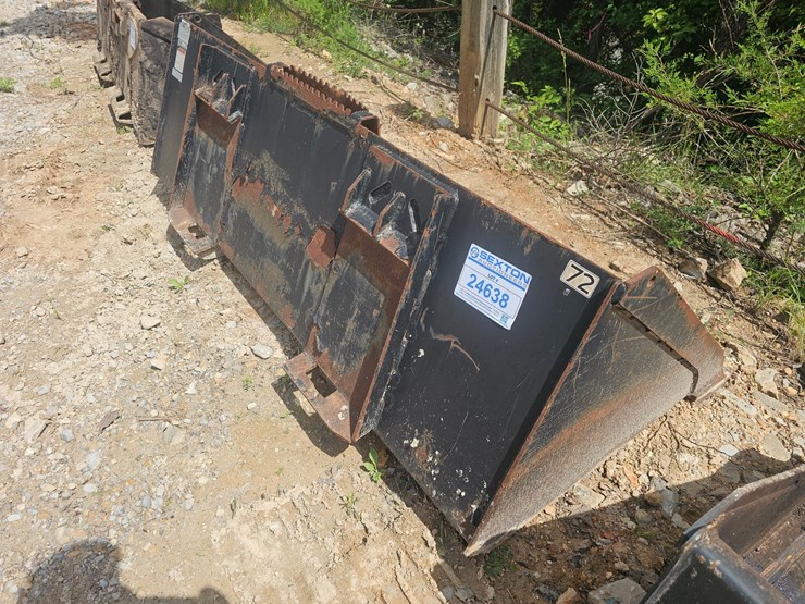 #24638-•-edge-72"-skidsteer-bucket-image-3