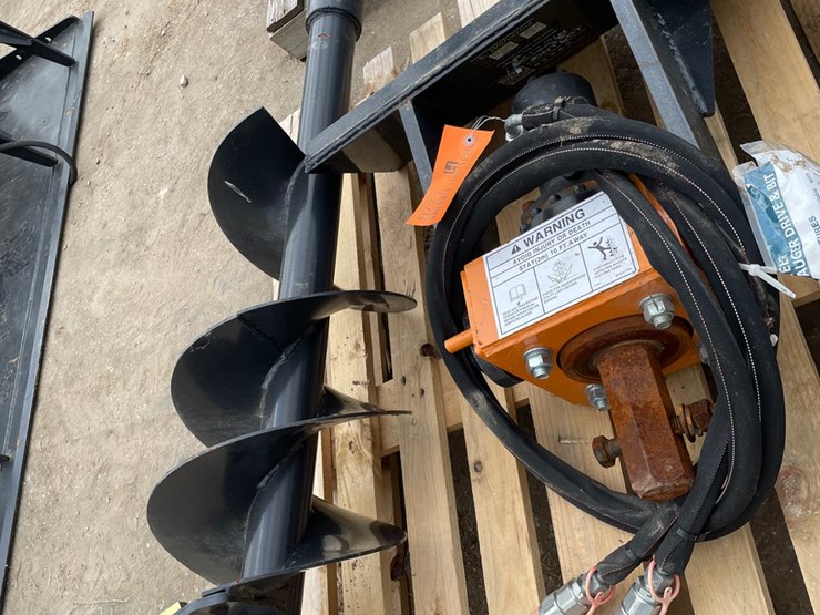 #9771-•-wolverine-mini-skid-steer-auger-drive-and-bit-attachment-image-2