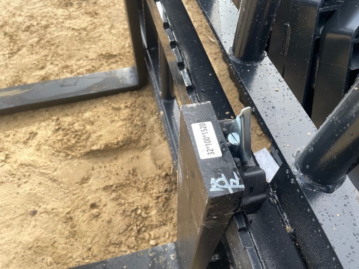 #2130-•-jct-skid-steer-mounted-pallet-fork-frame-with-60"-forks-image-8