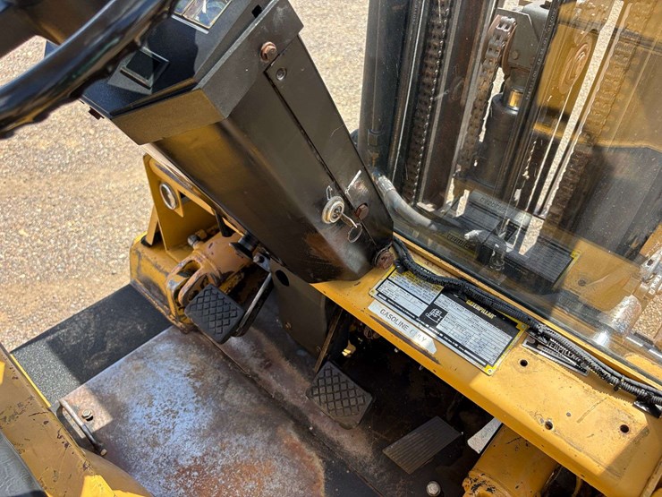 caterpillar-v50d-image-13